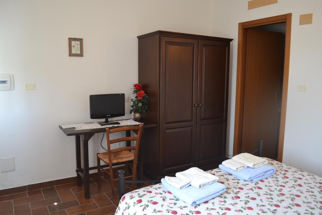 托迪 Agriturismo Il Merollo酒店 外观 照片